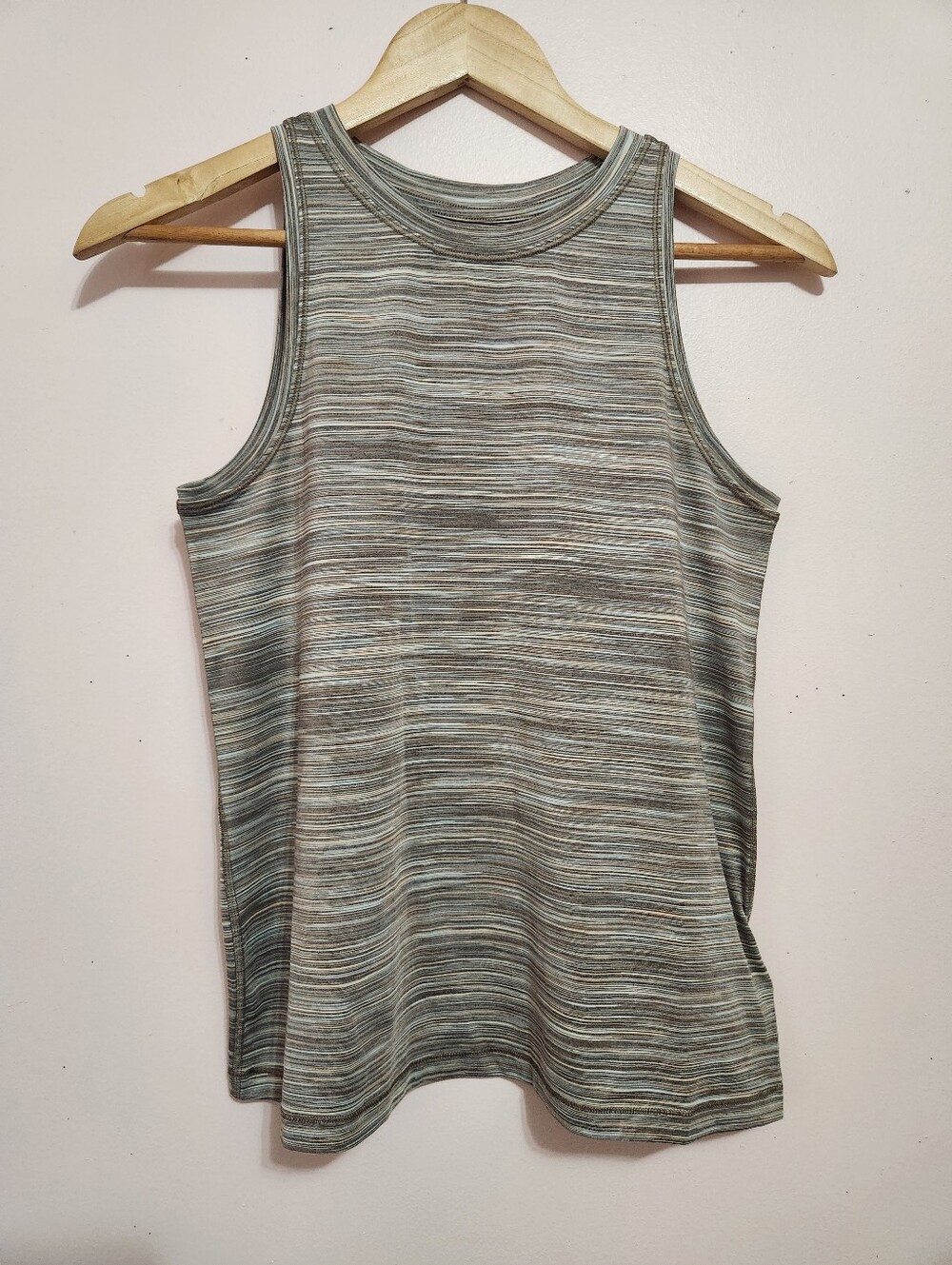 Athleta Chi Novelty Tank Top Striped High Neck Gorpcore Athletic Activewear XXS